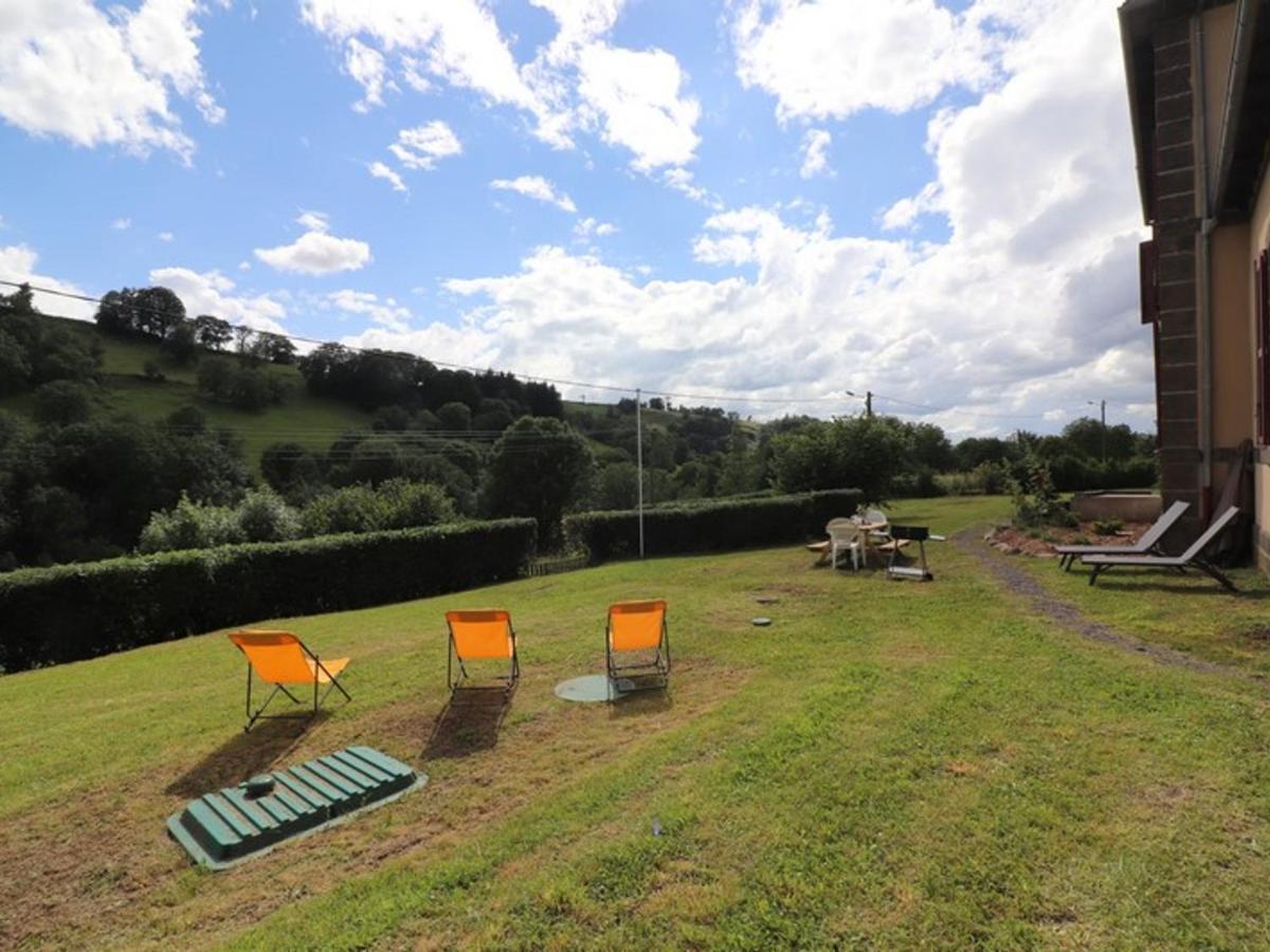 Maison De Charme Au Coeur Des Monts Du Cantal, Ideale Pour 12 Pers., Avec Jardin, Cheminee Et Loisirs Proches - Fr-1-742-96 Villa Saint-Martin-Valmeroux Екстериор снимка